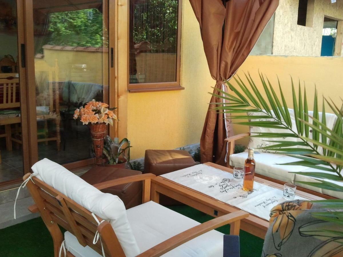 Vila Riviera Chernomorets Ngoại thất bức ảnh