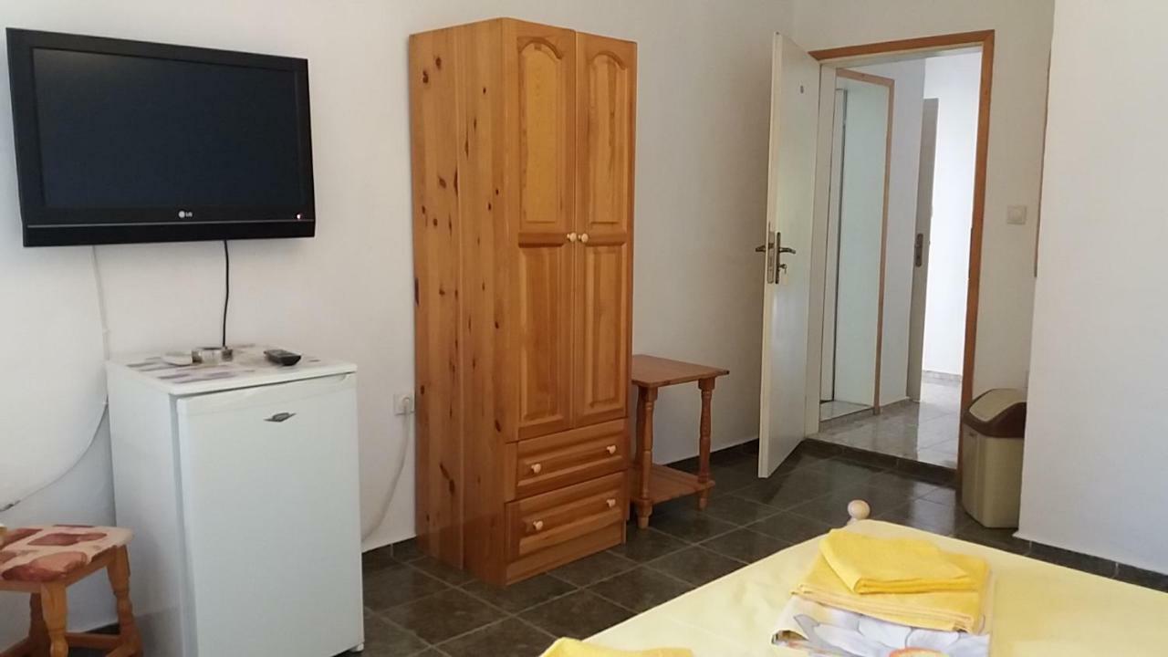 Vila Riviera Chernomorets Ngoại thất bức ảnh