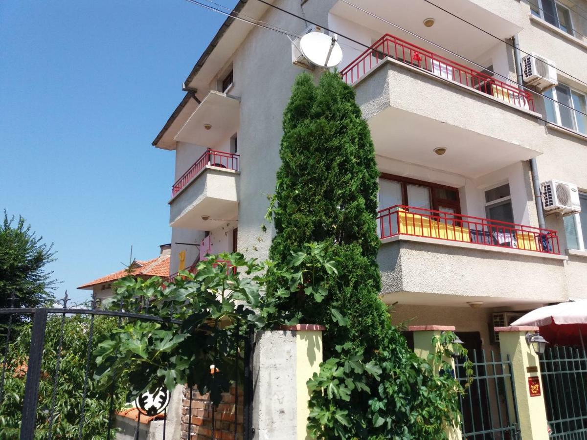 Vila Riviera Chernomorets Ngoại thất bức ảnh